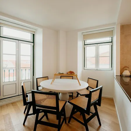 Mary Pink - No 1b - Lovely Two-bedroom